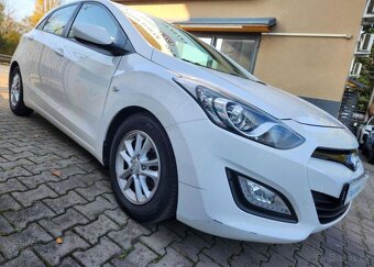 Hyundai i30 1.4-TEMPOMAT-KLIMA - 4