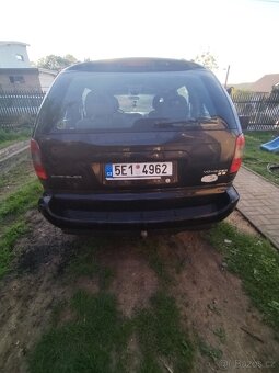 Chrysler Voyager - 4