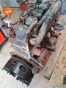 Motor zetor UŘI 7201. 7701. - 4