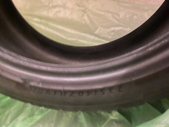 Dunlop Sport maxx RT 235/40/19 - 4