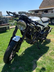Husqvarna Vitpilen 401 - 4