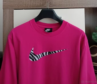 Nike dámská lehká mikina vel. S/M - 4