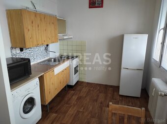 Čelákovice, podnájem bytu 1+1/L, 34 m2, okr. Praha - východ - 4