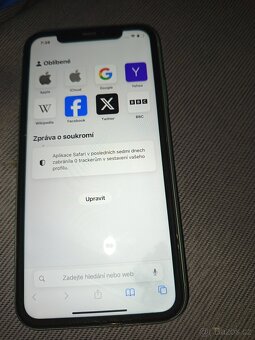 iPhone 11 - 4