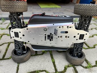 RC Buggy 1:8 reely na díly / zprovoznění - 4