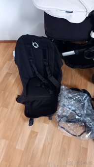 Dvojkombinace Bugaboo Buffalo s vybavou - 4