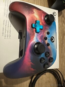 Xbox one S 1 TB + 2 ovladače - 4