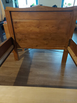 Postel dřevěná starožitná - 4