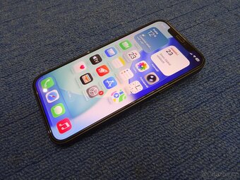 APPLE iPhone 12 64GB + pouzdro - 4