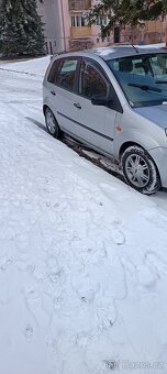 Ford fiesta - 4
