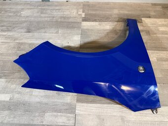 ŠKODA FABIA 2 - 5J - 2007-2014 - blatník PP - 4590 - 4