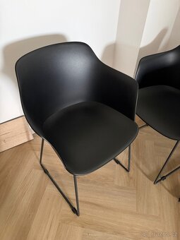 4 x Plastová / kovová židle - 4