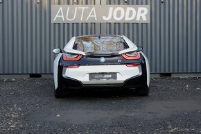 BMW i8 Coupe facelift 275 kW - 4