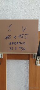 Věšák se zrcadlem. - 4
