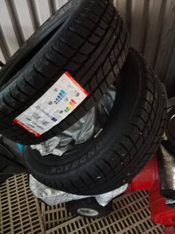 Zimní pneu 195/60 R15 - 4