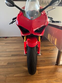 Ducati Panigale V4S - 4