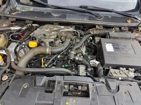 Renault megane,r.v 2015,1,2 benzín,85Kw,166000km - 4
