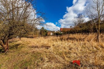 Prodej slunného stavebního pozemku, 707 m2, v obci Řepín - Ž - 4