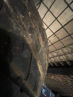 Gumy 205/60 R16 - 4
