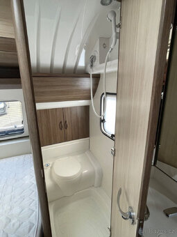 karavan pro 3 osob.1300Kg•Hobby•400 SFedeLuxe - 4