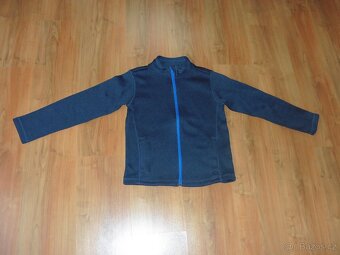 2x flaušová mikina, 1x svetr a 4x mikina vel. 134 cm, 8-9 le - 4