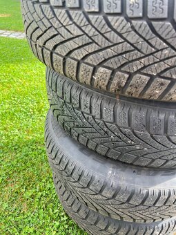 Zimní sada 195/65r15 + disky+ poklice - 4