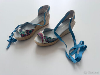 Damské letní zavazovací boty Desigual ve. 39 - 4