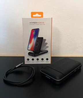 HyperDrive bezdrátová nabíječka a USB-C Hub - 4