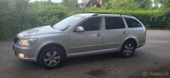 Škoda Octavia combi II 2.0 TDI 103KW Elegance Tažné-CZ-TOP - 4
