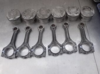 BMW motor m52b28 142kw repasovaný - 4