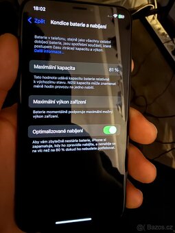 Apple iPhone XS / 64gb - 4