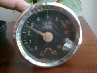 Otáčkoměr, kryt za. svě. kryt motoru, za. stupa Jawa 350 634 - 4