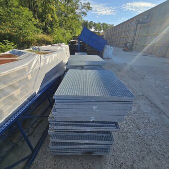 Vyprodej ozinkovane pochozi rosty a schodnice - 4