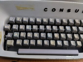 Psací stroj CONSUL 221.1 - 4