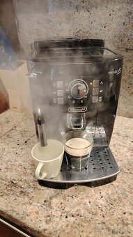Automatický kávovar De'Longhi Magnifica S - 4
