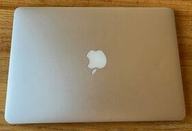 Apple MacBook Pro Retina 13 inch, 8GB RAM, 256GB - 4
