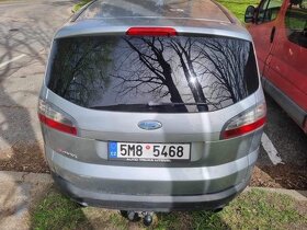 FORD S-MAX 2.5i 162 kW - 4