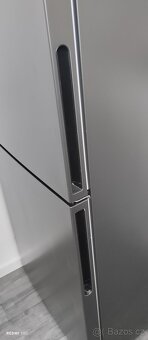 Úplně nová lednice HOOVER HOCE4T618EB. - 4