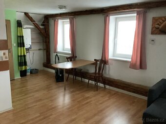 Pronajmu byt 1+KK,ve 2. patře podkroví 49,7 m2, Dobronín - 4