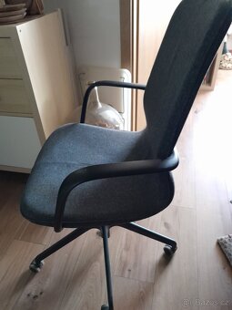 Kancelářská židle IKEA LÅNGFJÄLL - 4