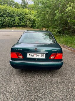Mercedes Benz E300 OM606 - 4