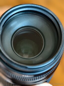 Canon EF 75-300mm f/4-5.6 - 4