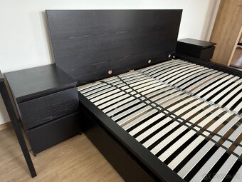 Postel Ikea Malm 180x200 s prislusenstvim - 4