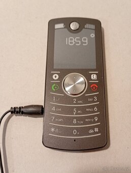 Motorola F3 - 4