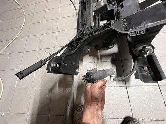 chladičová stěna - čelo pro BMW řady BMW e90 e91 e92 e93 - 4