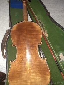 Staré housle-celé - 4