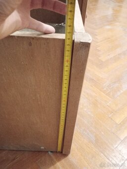 Skříňka s terárii - 4