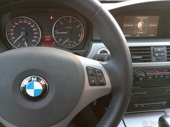 BMW 320d, 120 kW, automat, kůže, navigace, panorama - 4