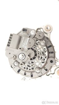 NISSAN QASHQAI J10: ALTERNÁTOR 1,5dci K9K 636 - 4