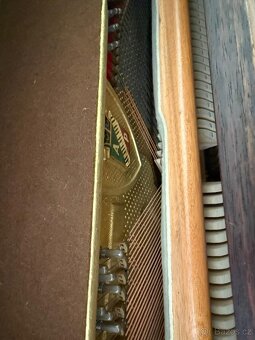 Prodám PETROF klavír - 4